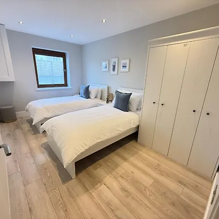 Apartment Coastal Charm Dublin